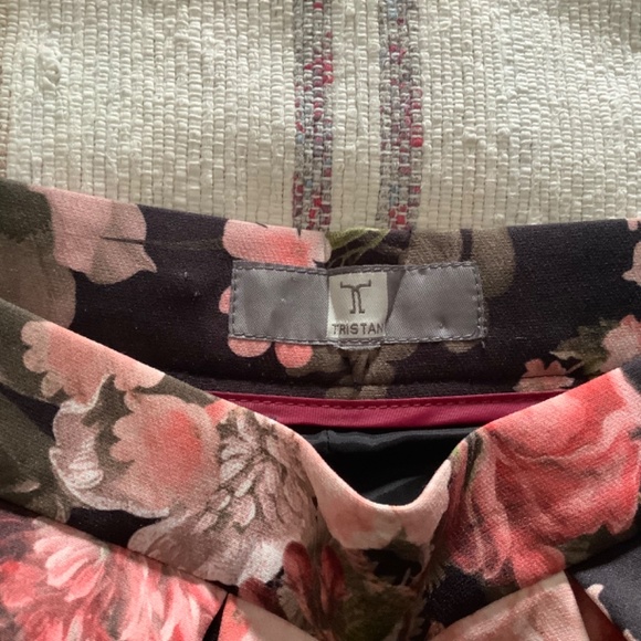 Tristan black floral full skirt size 8 - Picture 2 of 6